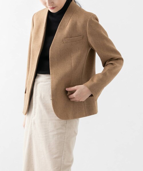 URBAN RESEARCH（アーバンリサーチ）の「WORK NOT WORK　メランジウールHANカラージャケット（ノーカラージャケット・レディース・COYOTE/CHARCOAL・1/2）」の15枚目の写真