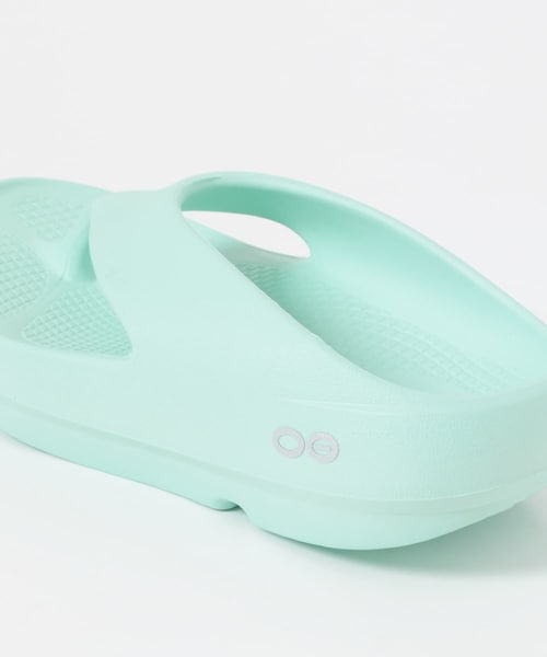 URBAN RESEARCH DOORS（アーバンリサーチドアーズ）の「OOFOS　OORIGINAL+（サンダル・レディース・CHALK/BLACK/MINT・5/6/7/8）」の18枚目の写真