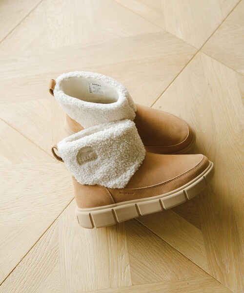 URBAN RESEARCH DOORS（アーバンリサーチドアーズ）の「『別注カラー』SOREL　SLIPON COZY WP（ブーツ・レディース・別注TAWNY・23.5/24/24.5）」の3枚目の写真