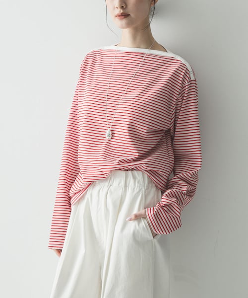 URBAN RESEARCH(アーバンリサーチ)の「マルチボーダー2WAYカットソー(Tシャツ/カットソー・レディース・RED/BEIGE/OFF WHITE・Free)」の3枚目の写真