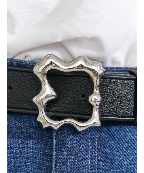 PAMEO POSE（パメオポーズ）の「Melted Metal Belt（ベルト