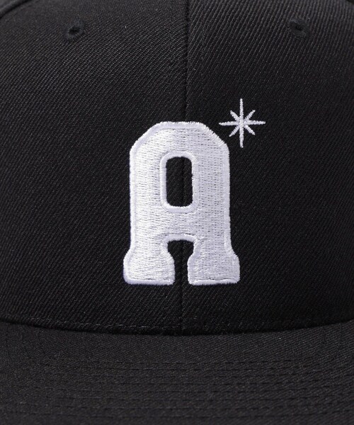 ADAM ET ROPE'(アダムエロペ)の「【Little Yarmouth/リトルヤーマス】AOI Embroidery Cap(キャップ・メンズ・ブラック・F)」の5枚目の写真
