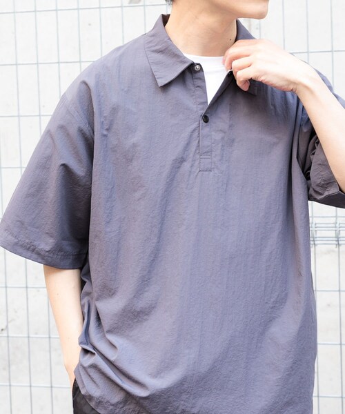 ITEMS URBANRESEARCH(アイテムズ アーバンリサーチ)の「『撥水/イージーケア/接触冷感/UVカット』タスランナイロンスナップボタンポロシャツ(ポロシャツ・メンズ・NVY/CHA/BLK・M/L)」の20枚目の写真