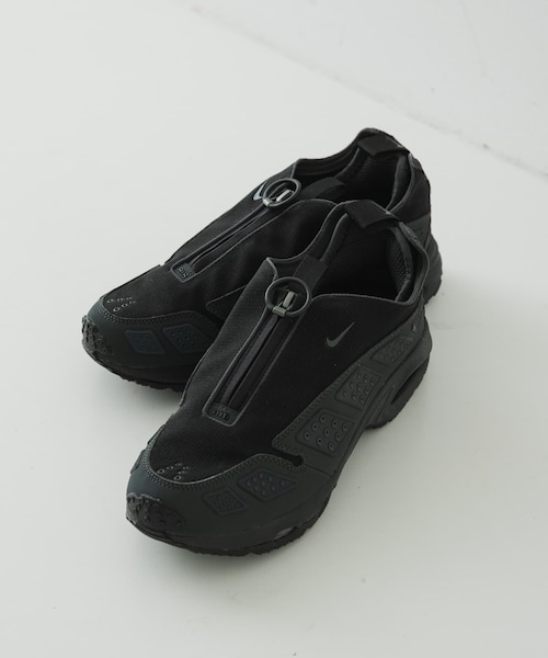 URBAN RESEARCH(アーバンリサーチ)の「NIKE エア マックス SNDR GTX(スニーカー・レディース・ブラック/BURGUNDY・23.5/24/24.5/25)」の1枚目の写真