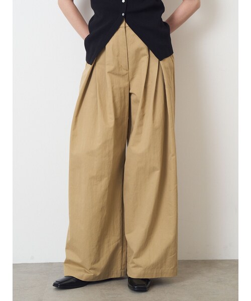 ELENDEEK(エレンディーク)の「TWILL TUCK WIDE PT(その他パンツ・レディース・ネイビー/ベージュ・1/2)」の9枚目の写真
