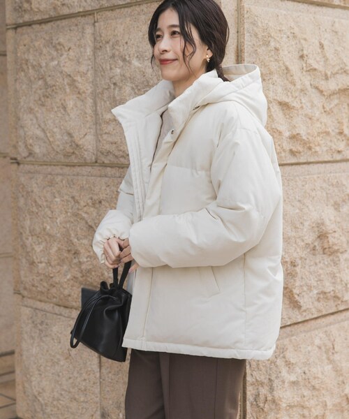 URBAN RESEARCH DOORS（アーバンリサーチドアーズ）の「ミドルダウンジャケット（その他アウター・レディース・IVORY/L.MOCHA/BLACK・M）」の6枚目の写真