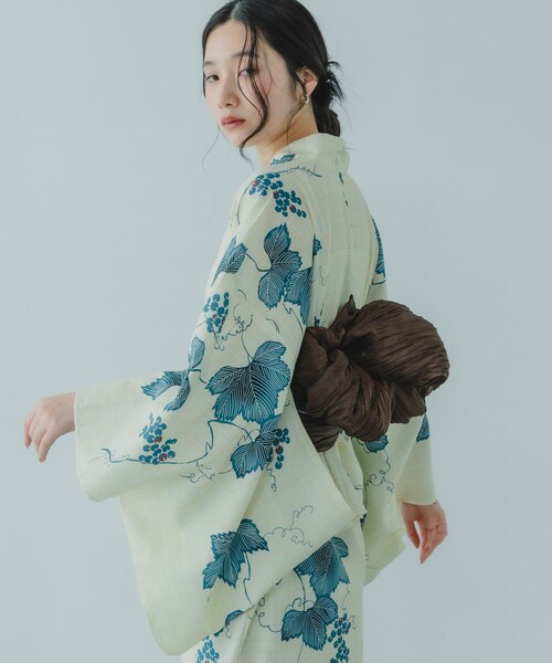 SENSE OF PLACE by URBAN RESEARCH(センスオブプレイスバイアーバンリサーチ)の「『WEB/一部店舗限定』『接触冷感/速乾』ワンピース浴衣4点セットA(その他・レディース・ブドウ/牡丹/鉄線/サクラ・One)」の7枚目の写真