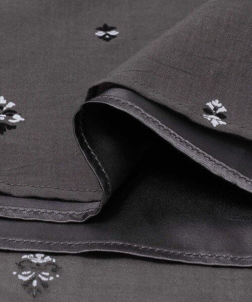 URBAN RESEARCH DOORS（アーバンリサーチドアーズ）の「小柄ダマスクプリントフレアスカート（スカート・レディース・OFF/CHARCOAL・Free）」の10枚目の写真