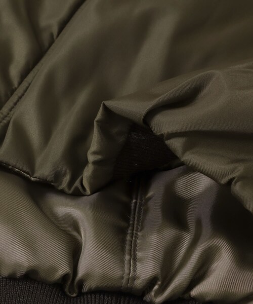 URBAN RESEARCH（アーバンリサーチ）の「TICCA　ショートN2Bジャケット（ブルゾン・レディース・khaki/brown・FREE）」の8枚目の写真