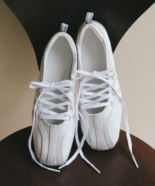 URBAN RESEARCH DOORS（アーバンリサーチドアーズ）の「BLISS LACE UP SNEAKERS（スニーカー・レディース・CREAMPEARL/LIGHT GREY/CHOCO/BLACK・23.5/24/24.5）」の6枚目の写真