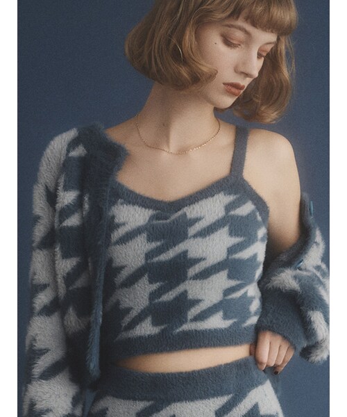 RESEXXY（リゼクシー）の「ハウンドトゥースシャギーニットタンク【セットアップ着用可能】（タンクトップ・レディース・ブラック/ワイン/グリーン・F）」の6枚目の写真