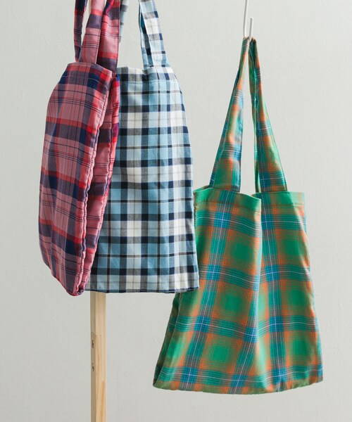 URBAN RESEARCH DOORS（アーバンリサーチドアーズ）の「チェック柄トート（トートバッグ・レディース・PINK/BLUE/GREEN・one）」の14枚目の写真