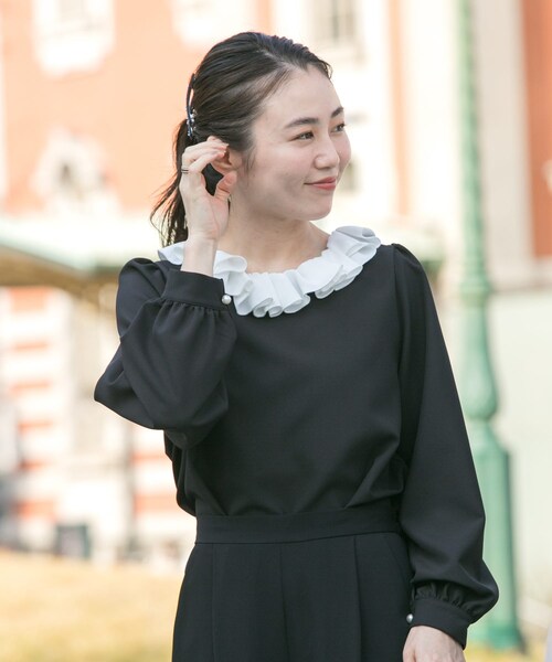 URBAN RESEARCH ROSSO（アーバンリサーチロッソ）の「『WEB限定』コサージュカラー2WAYブラウス（シャツ/ブラウス・レディース・OFF/BLK×OFF・Free）」の17枚目の写真