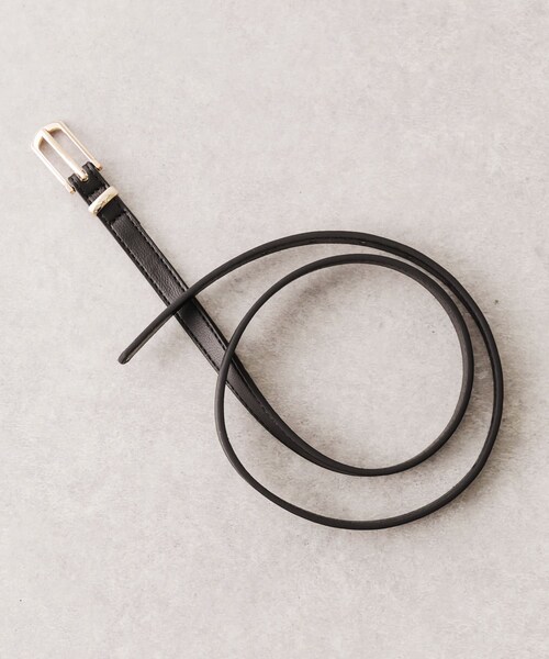 SMELLY（スメリー）の「スリムスクエアベルト（ベルト・レディース・BLK/IVO・-）」の2枚目の写真