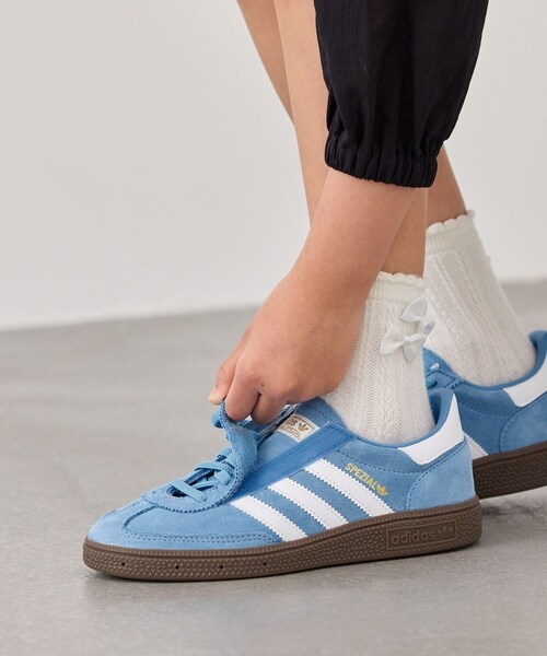 ROPE' PICNIC(ロペピクニック)の「【KIDS/キッズ】【adidas/アディダス】HANDBALL SPEZIAL CF EL C(スニーカー・キッズ・サックス・18/19/20/21)」の21枚目の写真