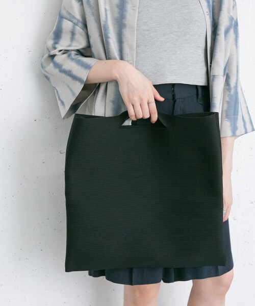 KBF（ケイビーエフ）の「スクエアニットBAG（ハンドバッグ・レディース・BLACK/YELLOW/BEIGE・one）」の5枚目の写真