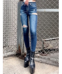 GYDA | M/W SIDE RIPPEDスキニーデニムパンツ(デニムパンツ)