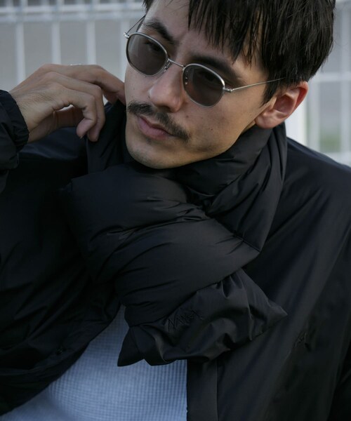 URBAN RESEARCH DOORS（アーバンリサーチドアーズ）の「『別注』NANGA×DOORS　DOWN MUFFLER（マフラー・メンズ・Stone Gray/Mocha/Smoke Blue/Charcoal/Black・-）」の14枚目の写真