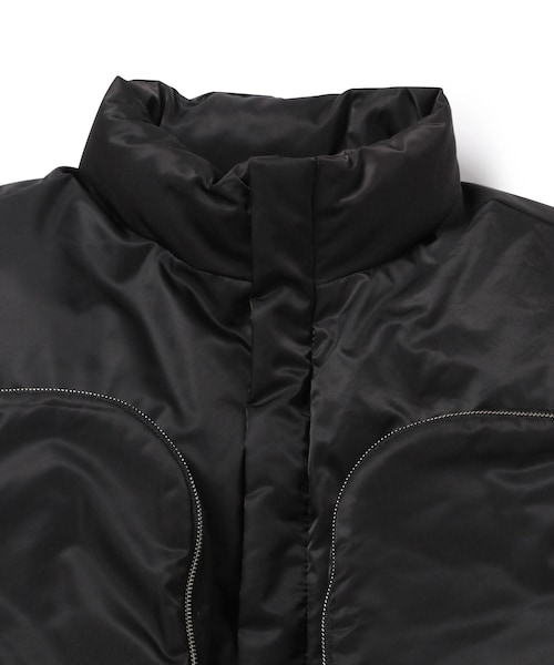 ADAM ET ROPE'（アダムエロペ）の「［OUTER］WSIZE PADDED VEST UNISEX（ダウンベスト・レディース・ブラック/シルバー・38/40）」の21枚目の写真