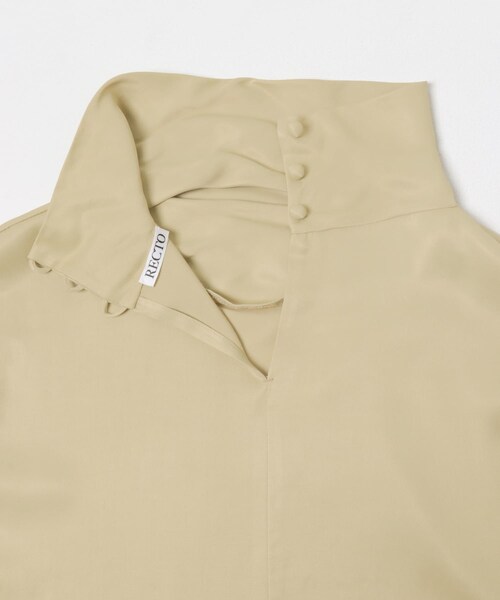URBAN RESEARCH(アーバンリサーチ)の「RECTO SATIN BLOUSE(シャツ/ブラウス・レディース・L BEIGE・S)」の7枚目の写真