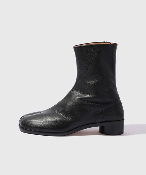 ADAM ET ROPE'(アダムエロペ)の「【Maison Margiela/メゾン マルジェラ】 TABI ANKLE BOOTS H30(ブーツ・メンズ・ブラック・40.0/41.0/42.0)」の3枚目の写真