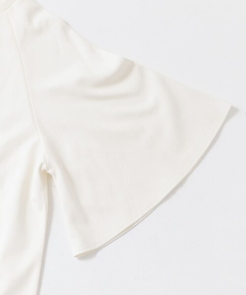 URBAN RESEARCH ROSSO（アーバンリサーチロッソ）の「『UR TECH』Fby ROSSO　UVCUTバックテールフレアスリーブTシャツ（Tシャツ/カットソー・レディース・OFF WHITE/YELLOW/BLACK・FREE）」の12枚目の写真