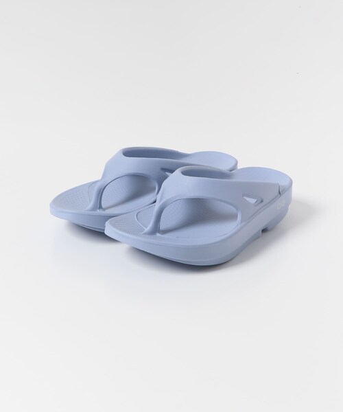 URBAN RESEARCH DOORS（アーバンリサーチドアーズ）の「OOFOS　OOriginal（サンダル・レディース・NeptuneBlu/Black/Nomad/Slate・6/7）」の5枚目の写真