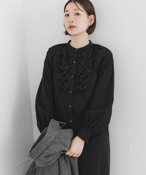 URBAN RESEARCH ROSSO（アーバンリサーチロッソ）の「F by ROSSO　モチーフレース切替ブラウス（シャツ/ブラウス・レディース・OFF WHITE/BLACK・FREE）」の17枚目の写真