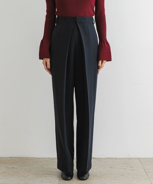 URBAN RESEARCH ROSSO（アーバンリサーチロッソ）の「F by ROSSO　ダブルクロスデザインタックパンツ（その他パンツ・レディース・BLACK/NAVY・36/38）」の12枚目の写真