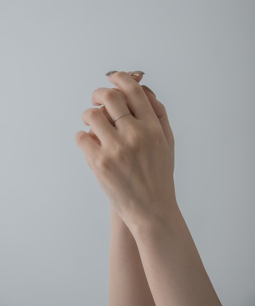 URBAN RESEARCH（アーバンリサーチ）の「ff by decor urban research　ヒネリカーブリング WG（リング・レディース・WhiteGold・1/3/5/7/9/11/13）」の5枚目の写真