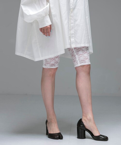 URBAN RESEARCH（アーバンリサーチ）の「ambiguous　Lace Half Leggings（レギンス/スパッツ・レディース・BLACK/WHITE・FREE）」の12枚目の写真