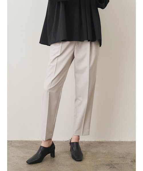 ELENDEEK（エレンディーク）の「HIGH WAIST T/R TAPERD PT（その他パンツ・レディース・ライトグレー/ブラック/グリーン/インディゴ・01/02）」の10枚目の写真