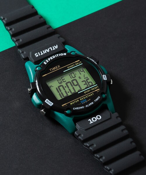 URBAN RESEARCH DOORS（アーバンリサーチドアーズ）の「TIMEX　Atlantis NUPTSE（アナログ腕時計・メンズ・BLK/RED/BLK/PURPLE/BLK/BLUE/BLK/GREEN/BLK/COYOTE・one）」の3枚目の写真