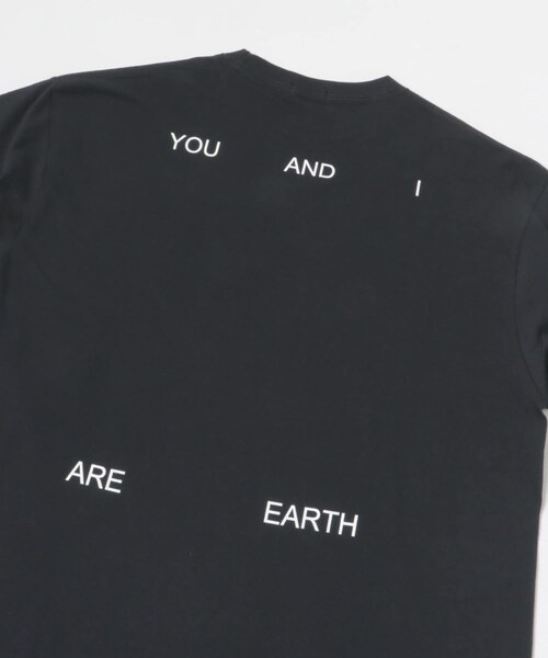 URBAN RESEARCH(アーバンリサーチ)の「BLANKMAG NIGHT photo L/S Tee(Tシャツ/カットソー・メンズ・White/Black・M/L/XL)」の13枚目の写真