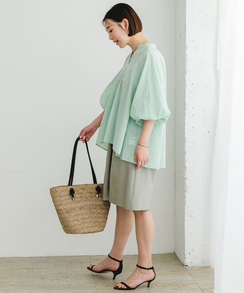 URBAN RESEARCH ROSSO（アーバンリサーチロッソ）の「『UR TECH』F by ROSSO　イージーリネンボリュームブラウス（シャツ/ブラウス・レディース・PINK/GRAY/MINT/NAVY/BLUE ST・FREE）」の17枚目の写真