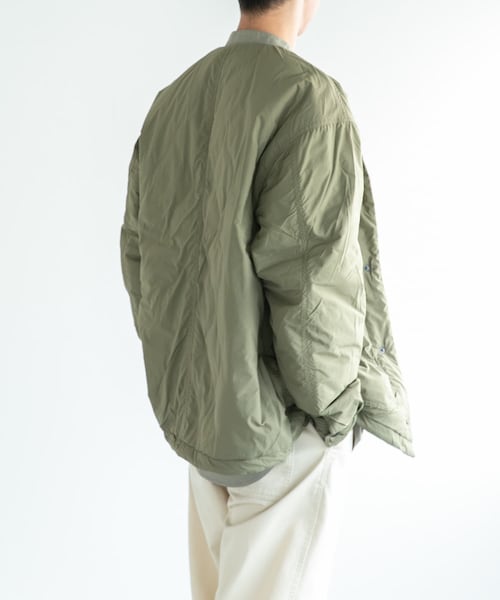 URBAN RESEARCH DOORS(アーバンリサーチドアーズ)の「FORK&SPOON リバーシブルノーカラーブルゾン(ブルゾン・メンズ・OLIVE/BLACK・4/5)」の18枚目の写真