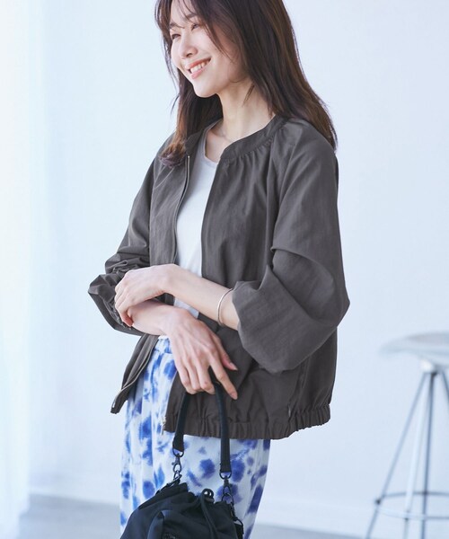 ROPE' PICNIC（ロペピクニック）の「【撥水加工・花粉ガード】リサイクルナイロンブルゾン（ブルゾン・レディース・チャコール/ホワイト系/ベージュ・38）」の9枚目の写真