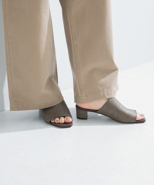 URBAN RESEARCH（アーバンリサーチ）の「『別注』 MILLIWM×URBAN RESEARCH　オープントゥミュール（サンダル・レディース・ブラウン/ナチュラル・36/37/38）」の5枚目の写真