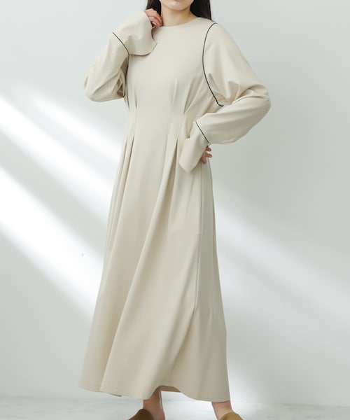 SENSE OF PLACE by URBAN RESEARCH（センスオブプレイスバイアーバンリサーチ）の「ウエストタックカットワンピース（ワンピース・レディース・BROWN/GREIGE/BLACK・one）」の3枚目の写真