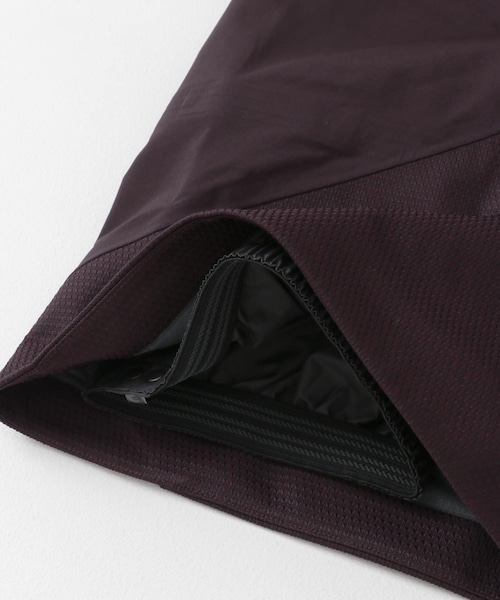 EKAL（エカル）の「patagonia　Ms Untracked Bibs（つなぎ/オールインワン・メンズ・BLK/OBPL・S/M）」の12枚目の写真