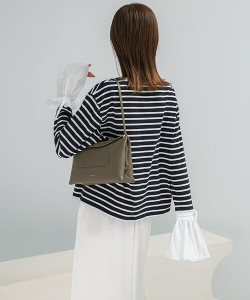 URBAN RESEARCH ROSSO（アーバンリサーチロッソ）の「Mewl　シャツスリーブボーダーTOPS（Tシャツ/カットソー・レディース・OWHITE/BLACK・Free）」の9枚目の写真