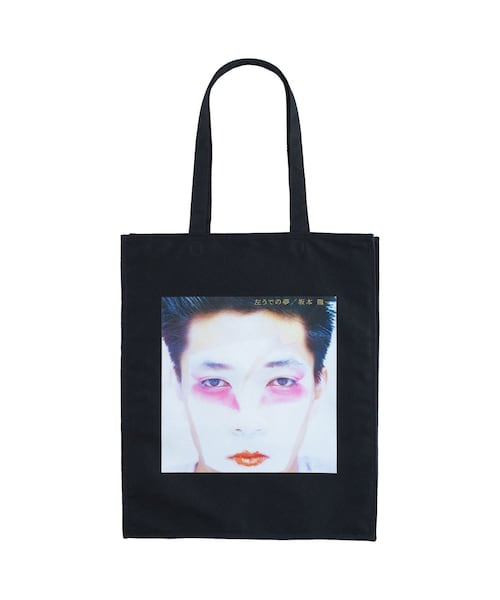 bonjour records（ボンジュールレコーズ）の「RYUICHI SAKAMOTO Archive Collection Tote Bag "左うでの夢"（トートバッグ・レディース・ブラック・F）」の2枚目の写真