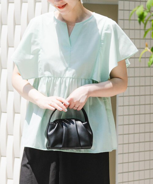 URBAN RESEARCH ROSSO（アーバンリサーチロッソ）の「『UR TECH』F by ROSSO　スクエアスリーブブラウス（シャツ/ブラウス・レディース・BLUE ST/GRAY/MINT/PINK/NAVY・FREE）」の15枚目の写真