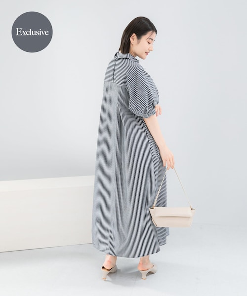 URBAN RESEARCH ROSSO（アーバンリサーチロッソ）の「『別注』ELENDEEK×ROSSO　RELAXY SHIRT ONE-PIECE（ワンピース・レディース・O.WHT/BLU/BLK・1）」の2枚目の写真