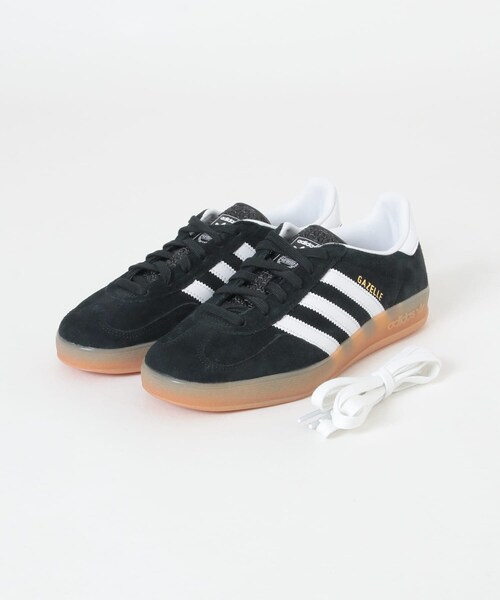 URBAN RESEARCH Sonny Label（アーバンリサーチサニーレーベル）の「adidas　GAZELLE INDOOR（スニーカー・メンズ・ブラック・26/27/28）」の4枚目の写真
