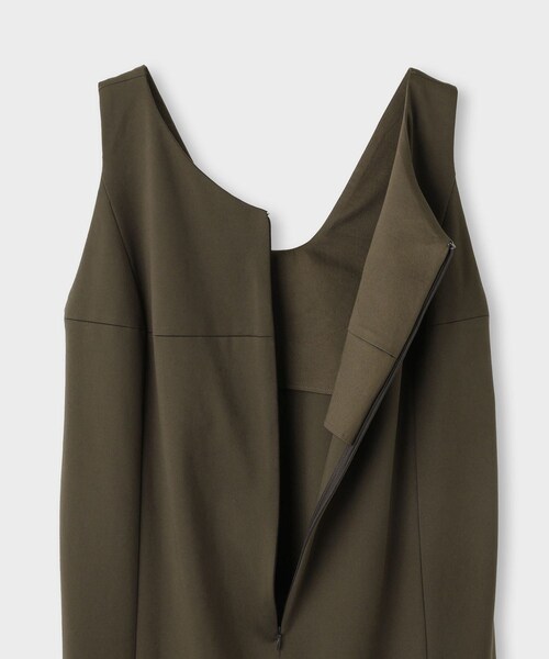 ROPE'（ロペ）の「【一部店舗限定】【REALM（レルム）】U-NECK JERSEY DRESS｜モクロディジャージワンピース　26SS（ワンピース・レディース・ブラック/カーキ・36/38）」の7枚目の写真