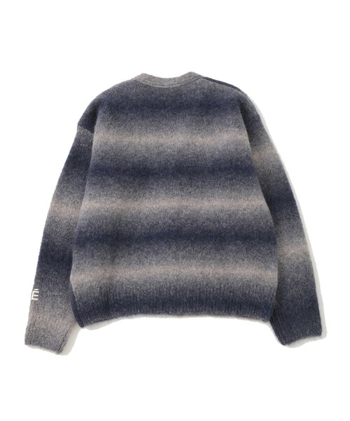 ADAM ET ROPE'(アダムエロペ)の「【Etudes Studio/エチュードストゥディオ】ALPACA CARDIGAN(カーディガン/ボレロ・メンズ・ネイビー系/レッド系・2/3)」の10枚目の写真