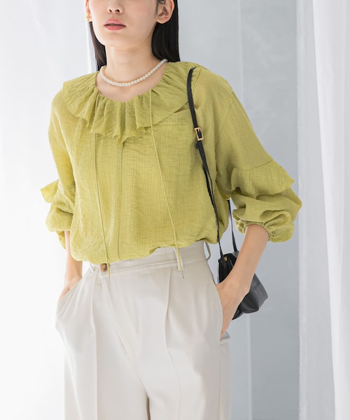 URBAN RESEARCH ROSSO（アーバンリサーチロッソ）の「『WEB/一部店舗限定カラー』楊柳フリルブラウス（シャツ/ブラウス・レディース・SAX/WHITE/YELLOW/PINK・FREE）」の3枚目の写真