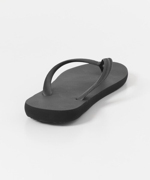 URBAN RESEARCH(アーバンリサーチ)の「CYAARVO THONG SANDAL(サンダル・メンズ・BLACK/LIME/YELLOW/RED・S/M/L)」の8枚目の写真