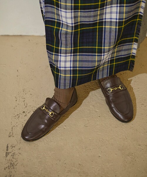 ADAM ET ROPE'（アダムエロペ）の「【サステナブル】ソフトビットローファー（ローファー・レディース・ブラック/ダークブラウン/ブラック系/シルバー/ワイン・25.0/22.5/23.0/23.5/24.0/24.5）」の6枚目の写真